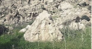 سنگ هرمی در دفینه یابی